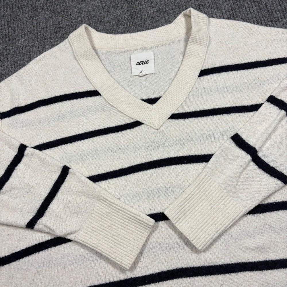 Aerie Sweater Women's M V-Neck Striped Oversized Cream Comfort Loungewear